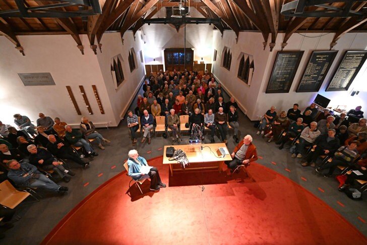 Volle bak bij presentatieavond Historisch Halfweg